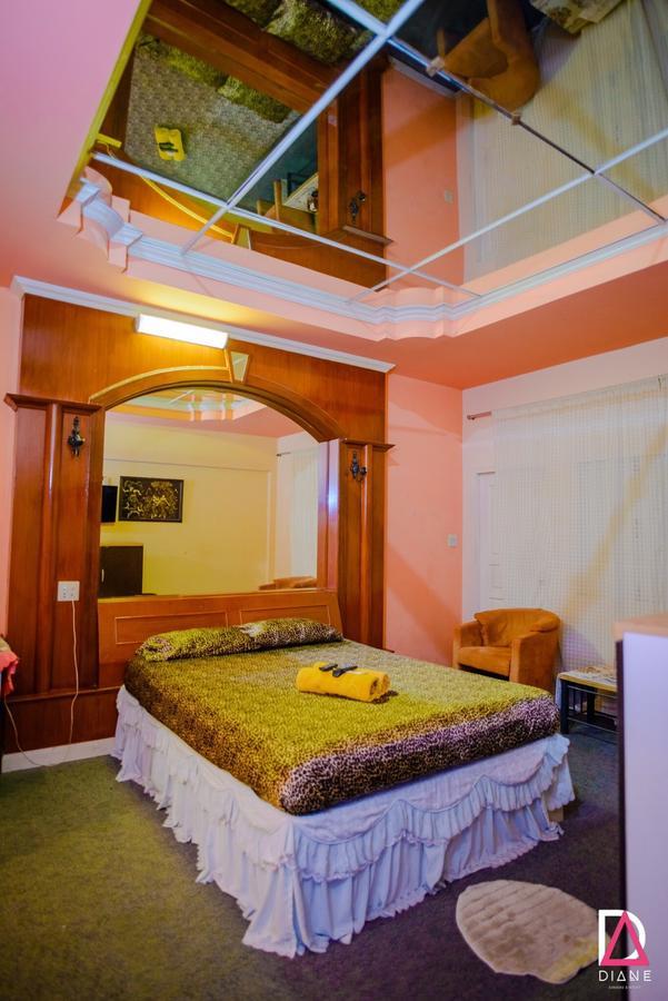 Diane Hotel Phetchaburi Exterior foto